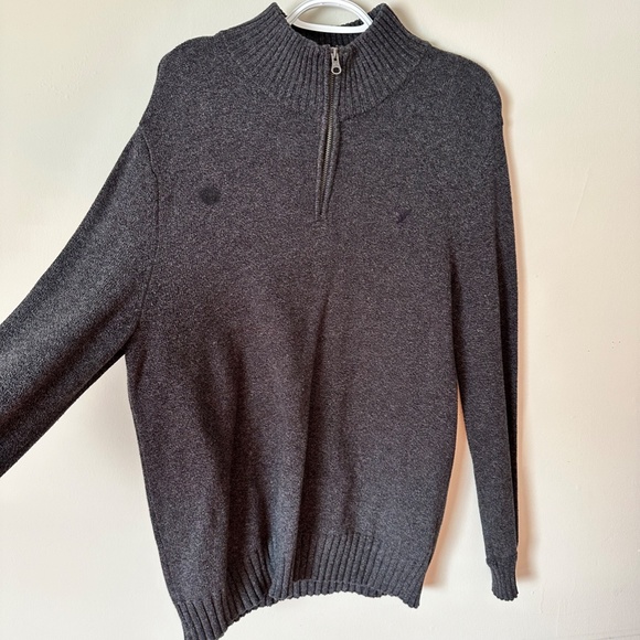 American Eagle Sweater - Picture 2 of 5